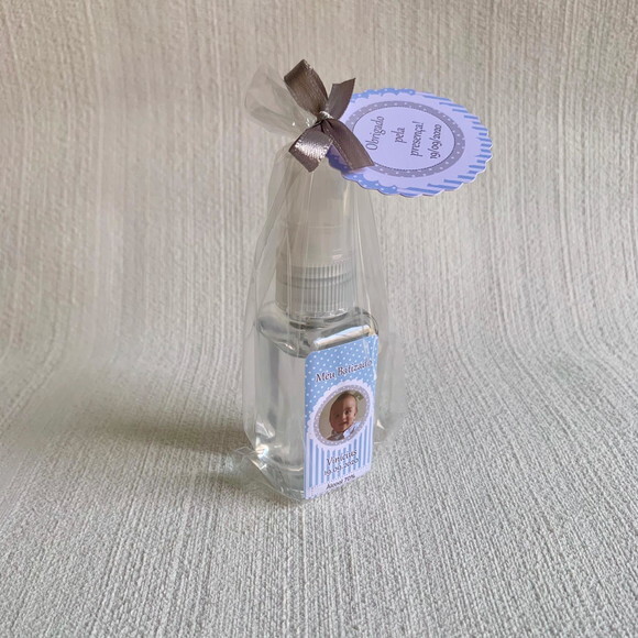 Álcool 70% Spray Lembrancinha Batizado com foto