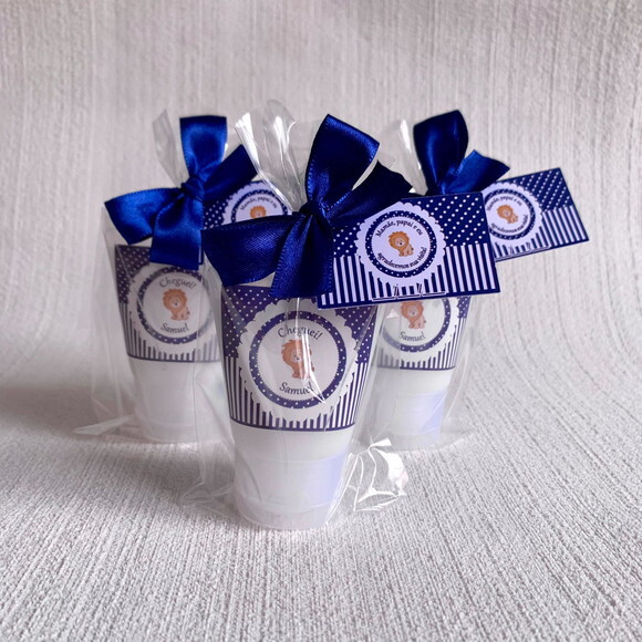 Lembrancinha Maternidade Hidratante Leãozinho azul marinho