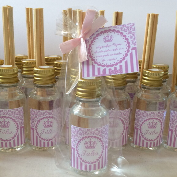 Lembrancinha Maternidade Mini Aromatizador Coroa Rosa