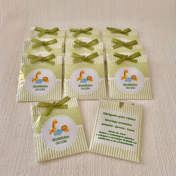 Lembrancinha Maternidade Sachê Aromático para Gavetas Safari