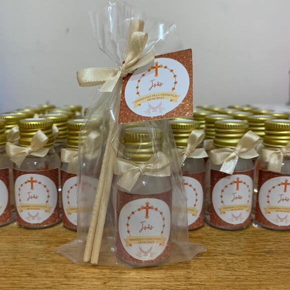 Lembrancinha p/ 1 Comunhão Aromatizador Dourado