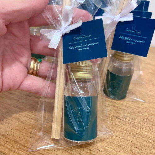 Brinde corporativo mini aromatizador com logo