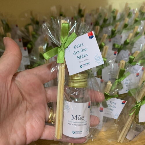 Brinde Dia das Mães Mini Aromatizador com Logo