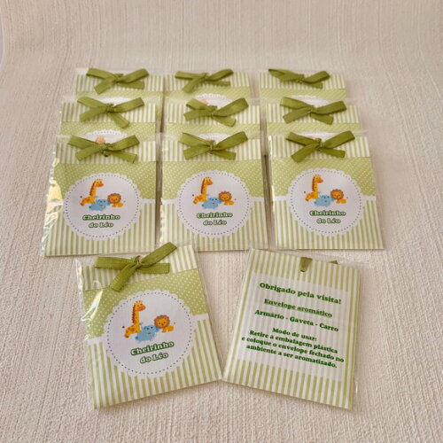 Lembrancinha Maternidade Sachê Aromático para Gavetas Safari
