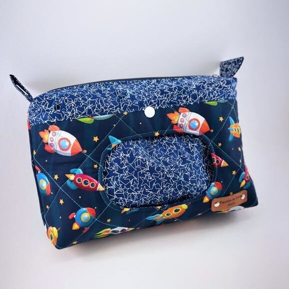 Necessaire Porta Lenço Umedecido