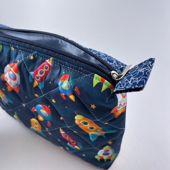 Necessaire Porta Lenço Umedecido