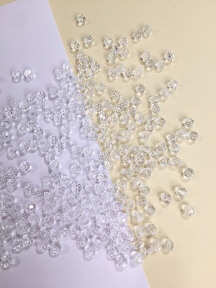 200 Gramas Contas de acrílico transparente 5mm