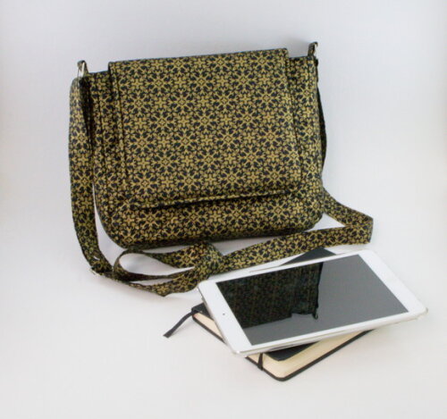 Bolsa Beterraba (Solicitar estampas)