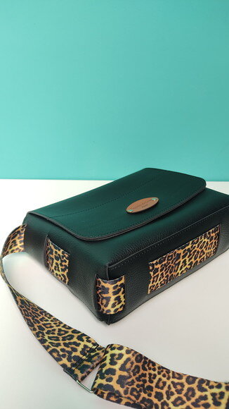 Bolsa Jasmim Soft Color Média (verificar Descrição)