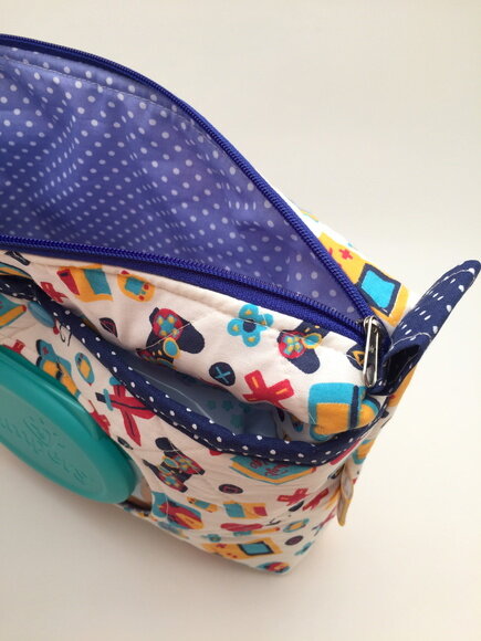 Necessaire Porta Lenço Umedecido (Solicitar estampas)