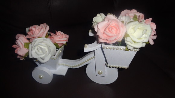 Arvore Flores e Pássaros Decorada