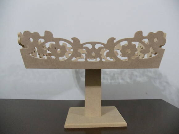 Bandeja Floral com Pedestal- Cruas