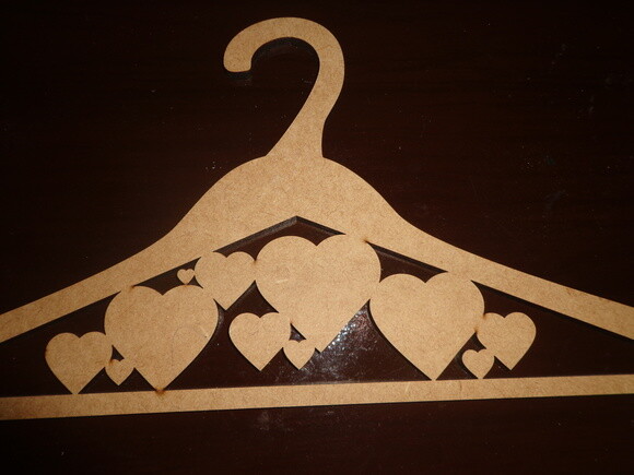 Cabide Corações em mdf