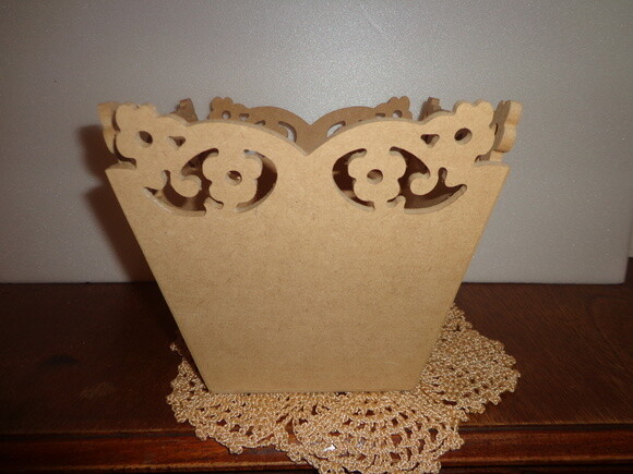 Cachepô Provençal em mdf Recortado