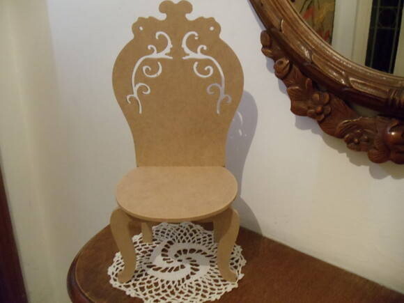 Cadeira Provençal em mdf