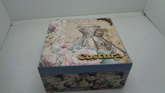 Caixa de Costura Pequena