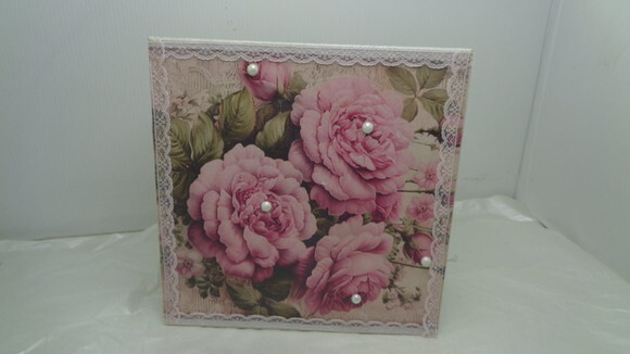 Caixa Decorada com Rosas