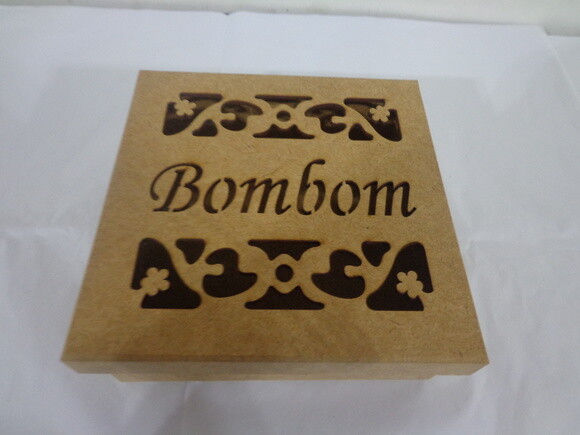 Caixa Decorada para Bombons