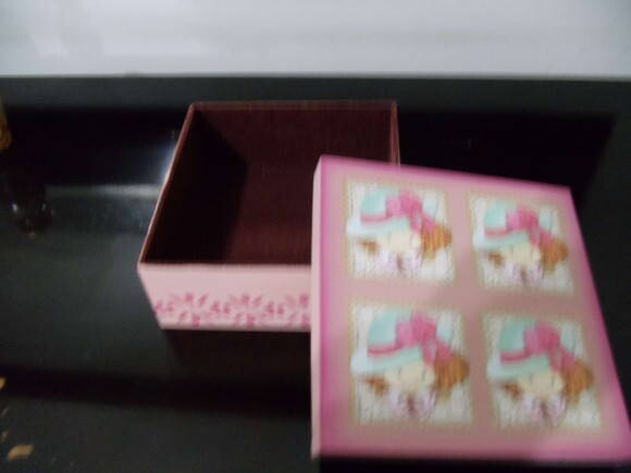 Caixa em Mdf,meninas