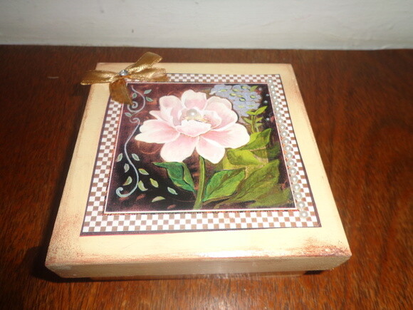 Caixa Flor Rosada-