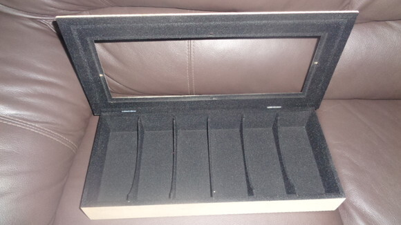 Caixa Porta Oculos com Vidro