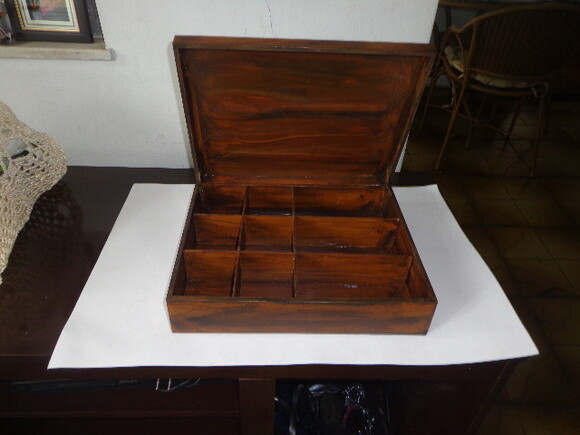 Caixa Porta Oculos e Relogios,