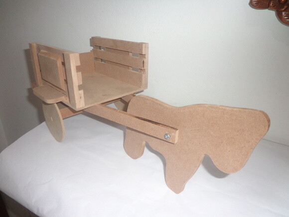 Carroça com Cavalo em Mdf-02