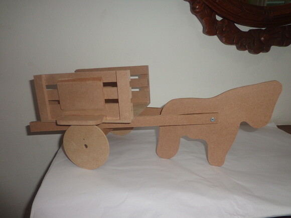 Carroça com Cavalo em Mdf-02