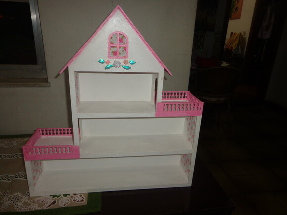 Casa de Bonecas em mdf Pintada