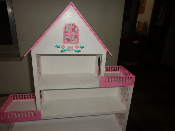 Casa de Bonecas em mdf Pintada