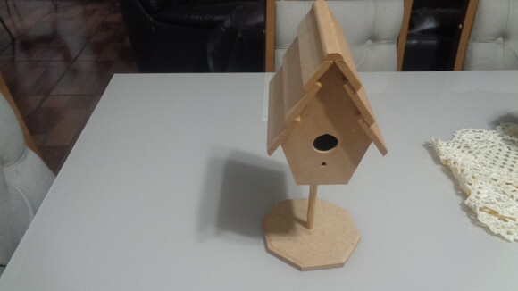 Casa de Passarinho com Pé Grande