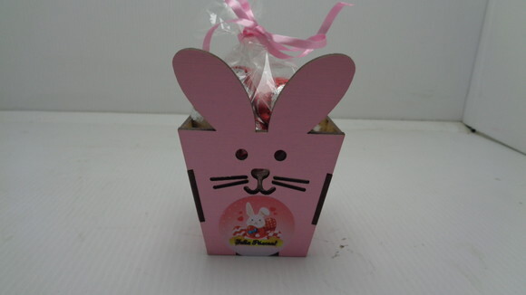 Coelhinho com Mini Ovinhos de Chocolate