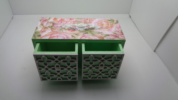 Comoda com Duas Gavetas-black Friday-58,00