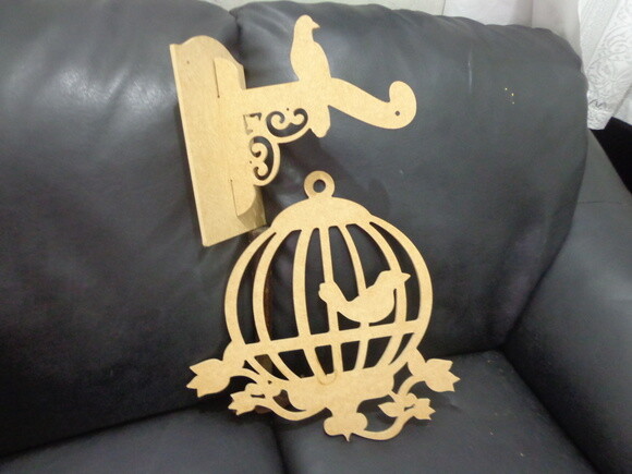 Gaiola em mdf com Suporte 02
