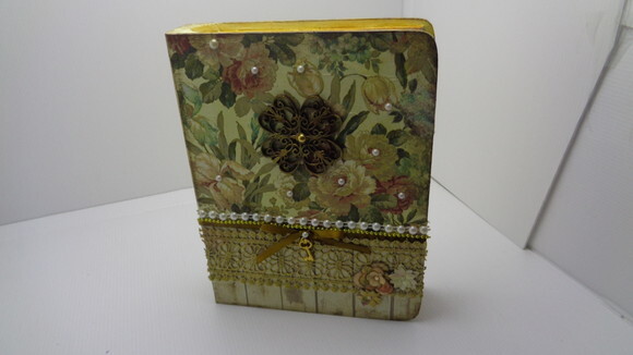 Livro Caixa Decorado