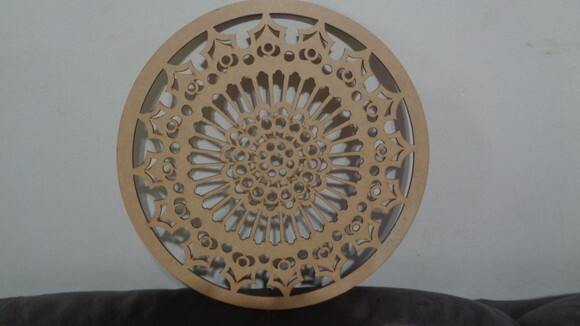 Mandala Recortada a Laser