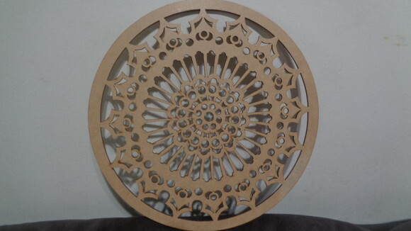 Mandala Recortada a Laser