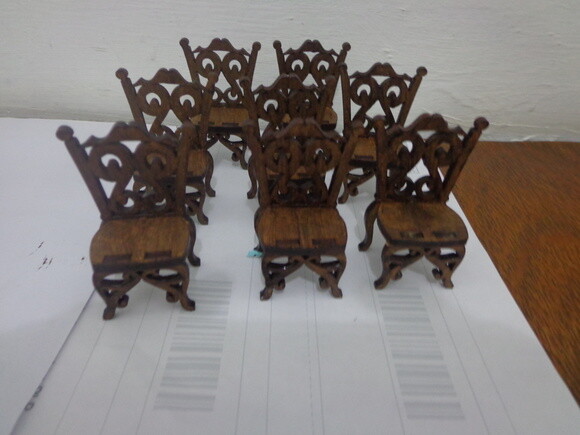 Mini Mesa com 4 Cadeiras --