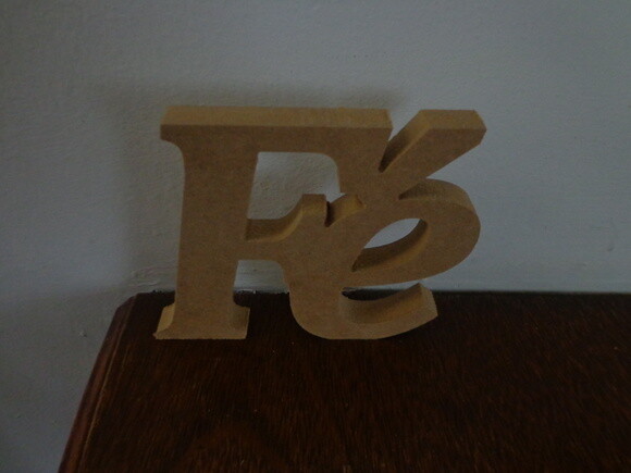 Palavra Fé em mdf
