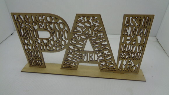 Palavra Pai com Dizeres e Base-mdf