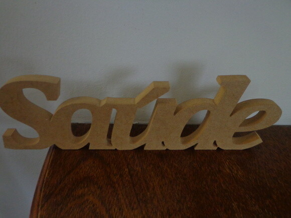 Palavra Saude em mdf