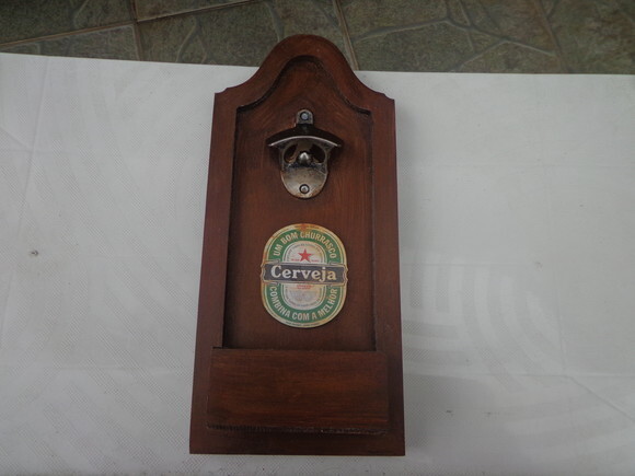 Placa em mdf com Abridor
