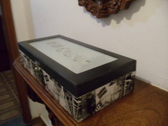 Porta Óculos Branco e Preto-esgotado