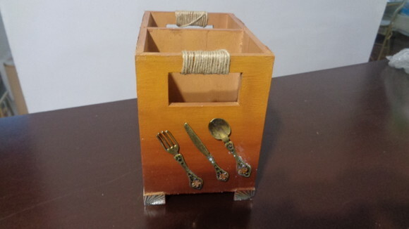 Porta Talheres com Pé de Metal