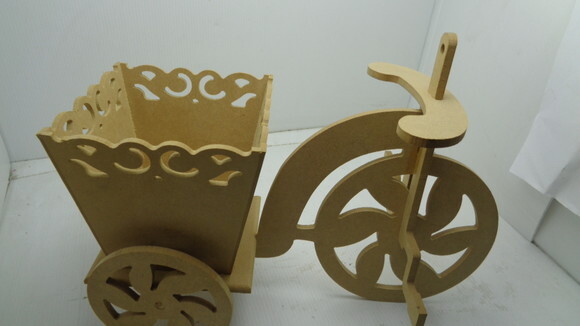 Triciclo Trabalhado,em mdf