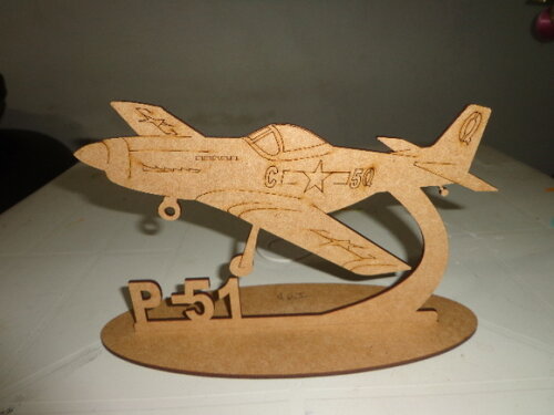 Avião P-51 a Laser