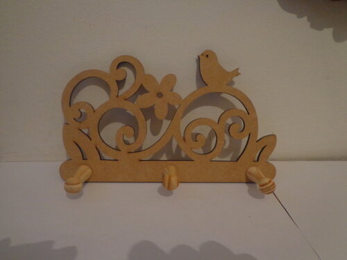 Cabideiro a Laser, Encanto