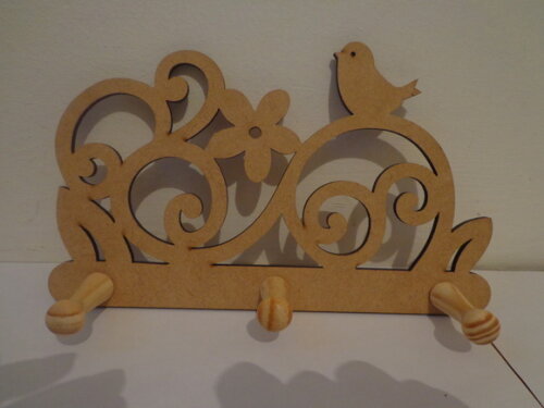Cabideiro a Laser, Encanto