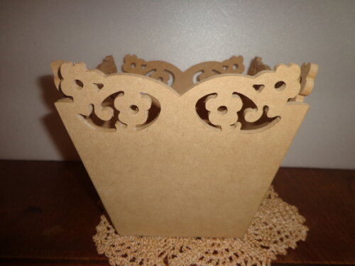 Cachepô Provençal em mdf Recortado