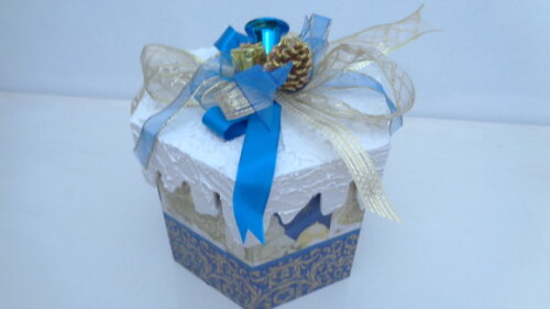Caixa de Panetone de 1/2 K Decorada (mdf)